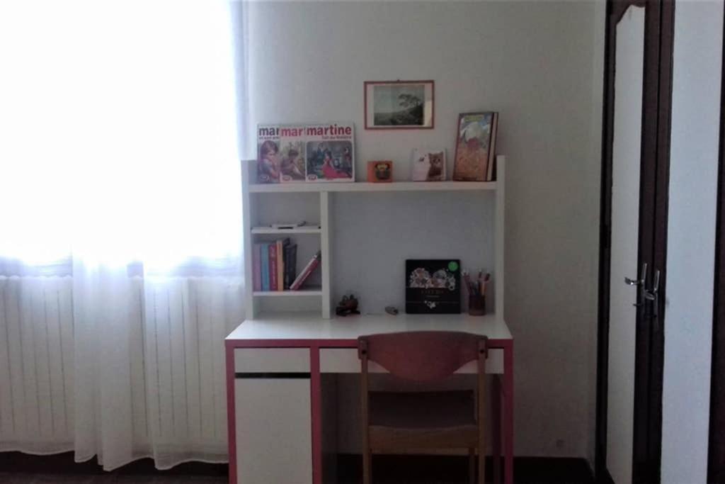 Spacieux Appartement Proche Centre Et Piscine Condom Luaran gambar