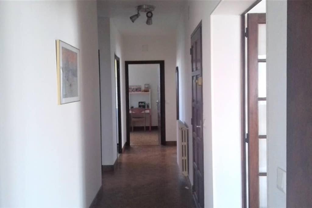 Spacieux Appartement Proche Centre Et Piscine Condom Luaran gambar