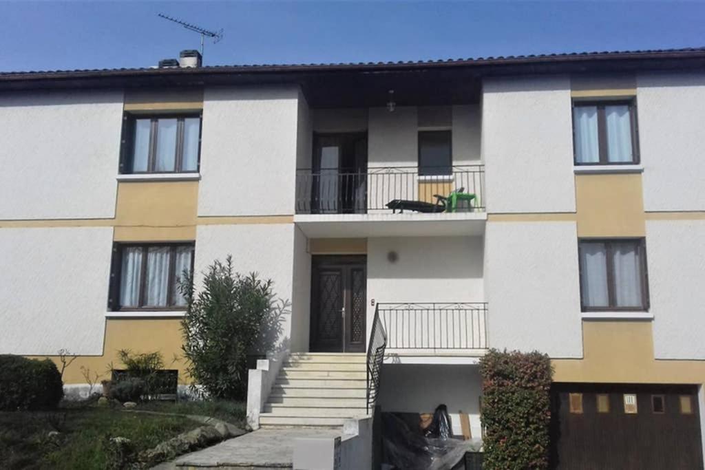 Spacieux Appartement Proche Centre Et Piscine Condom Luaran gambar