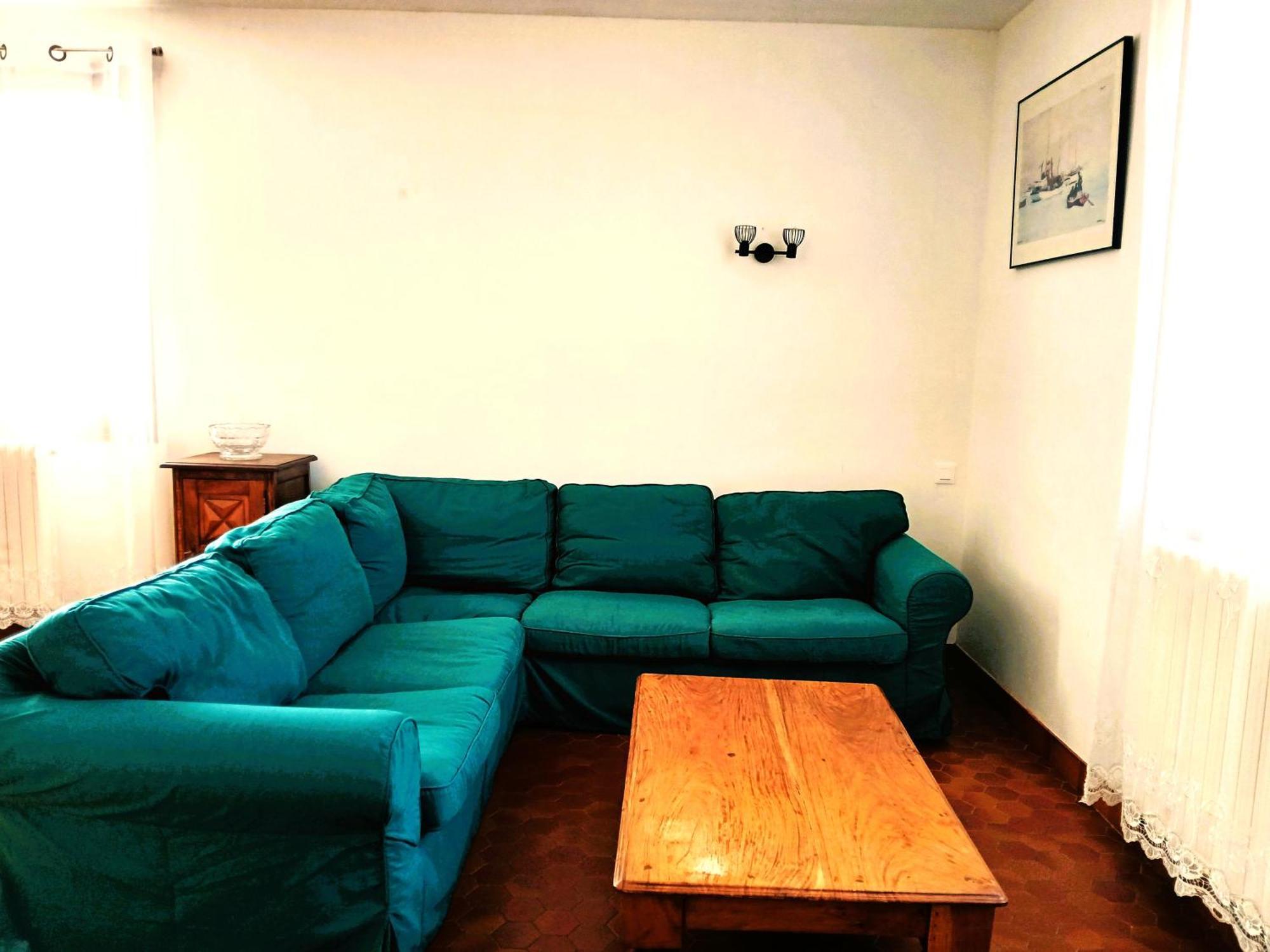Spacieux Appartement Proche Centre Et Piscine Condom Luaran gambar